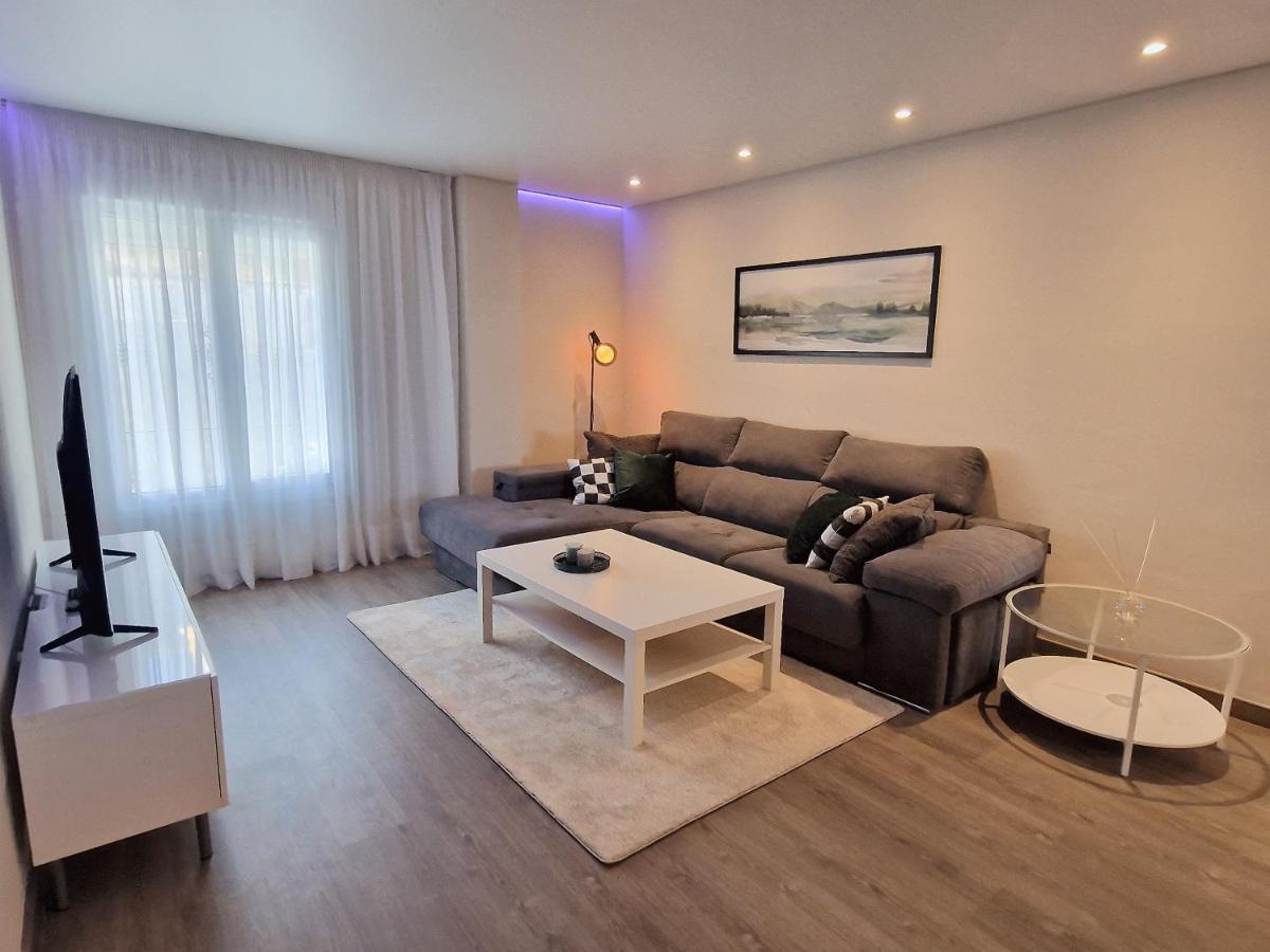 Emerald Apartment - Spacious Modern 2 Bedroom Benalmadena Exterior photo